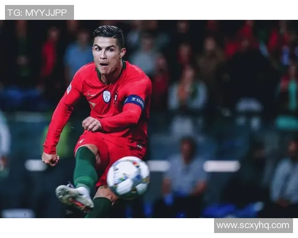 足球明星帅娃萌照大汇集揭示运动员家庭的幸福生活与亲子时光